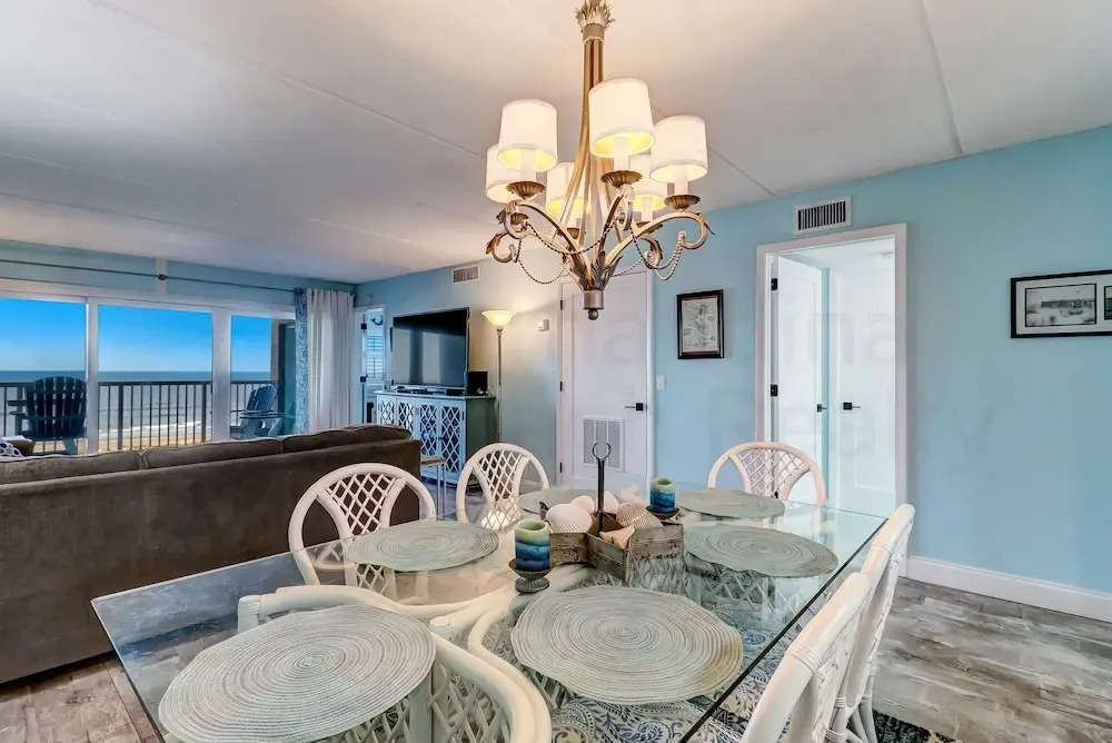 438 Amelia By The Sea