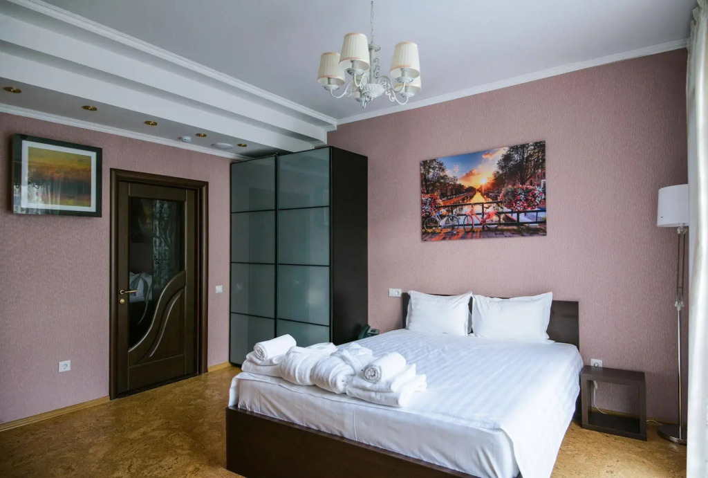 Меблированные комнаты AHOTELS design style on Oktyabrskaya