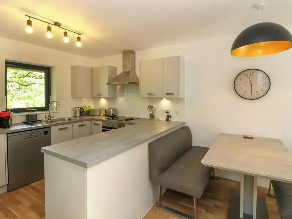 Oakbank Mews
