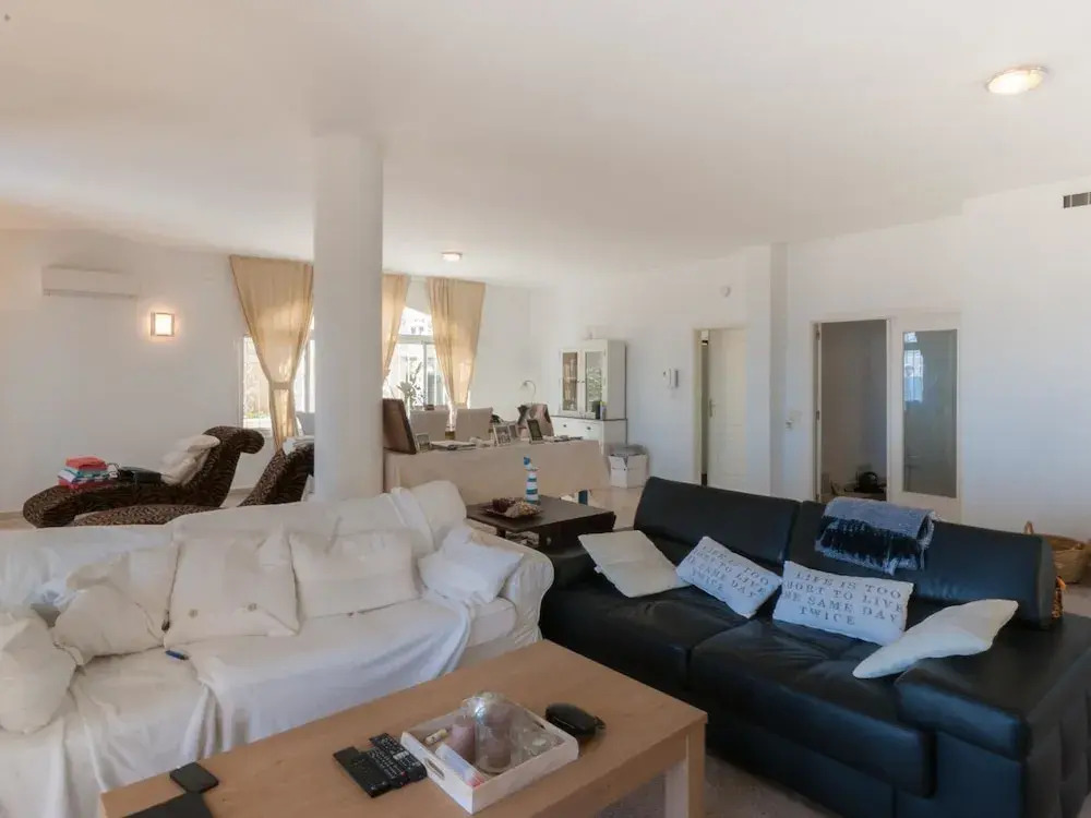 Amazing Villa on the Beach for 8 Persons With Private Pool in Miami Playa