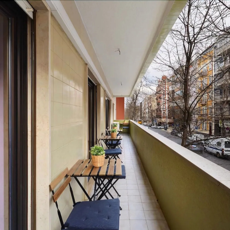 HUUX Hostel