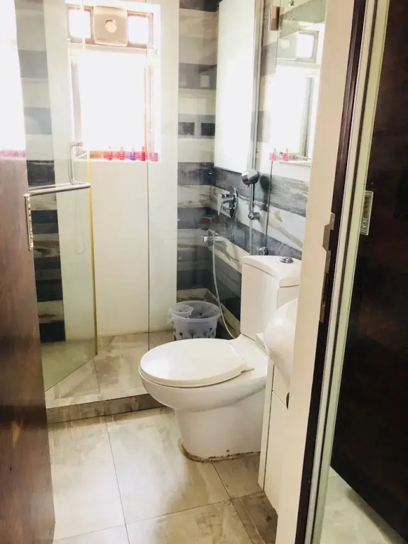 Luxury Stay Close To Worli Sea Face