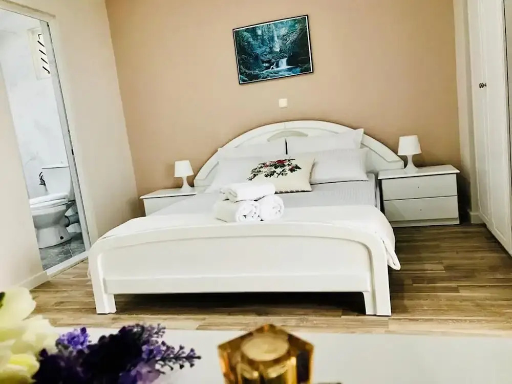 Joy Hotel