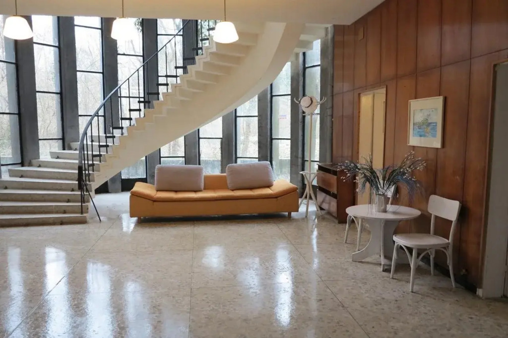 Hotel Tango