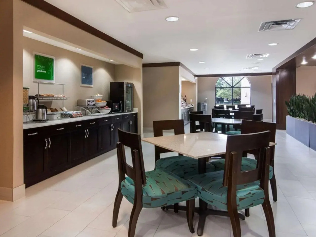 Comfort Suites Houston West at Clay Road