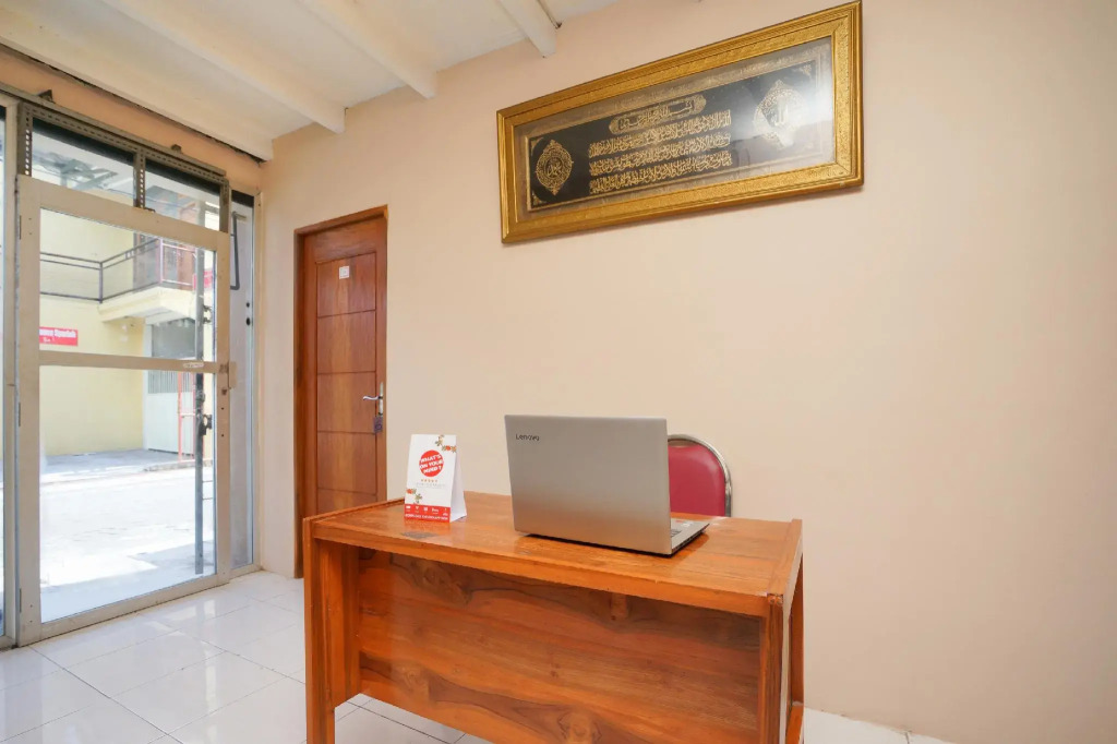 Hotel O Az Zahra Residence Syariah