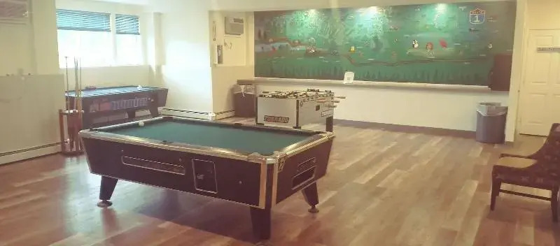 Driftaway Hotel and Pool