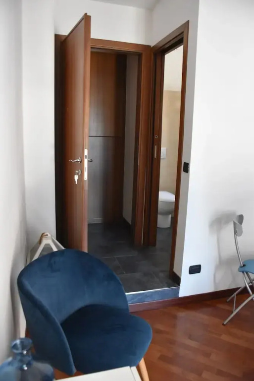 Stasera a casa da M.E
