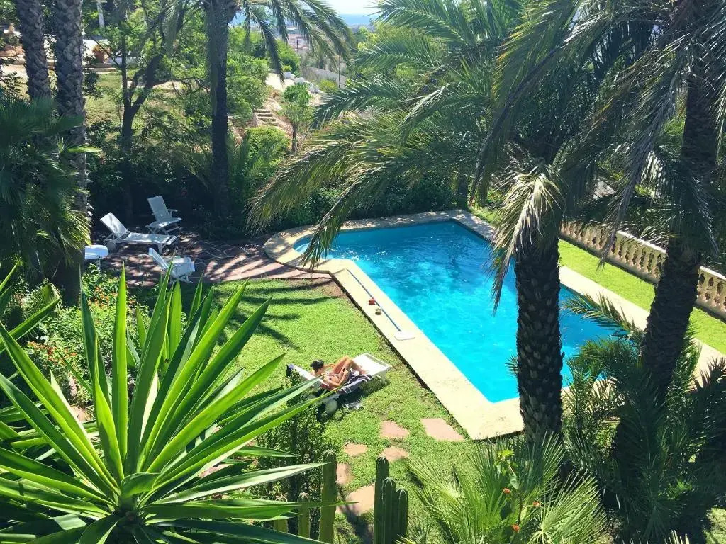 Seaside villa in Jávea with private pool