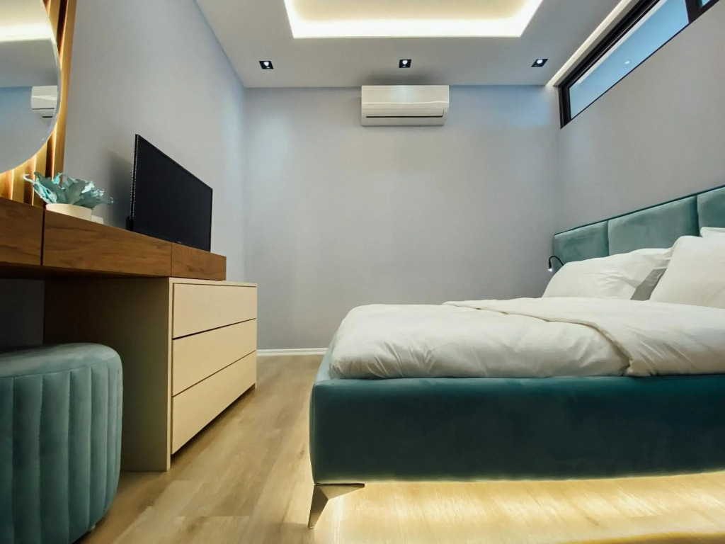 Newly renovated apartment