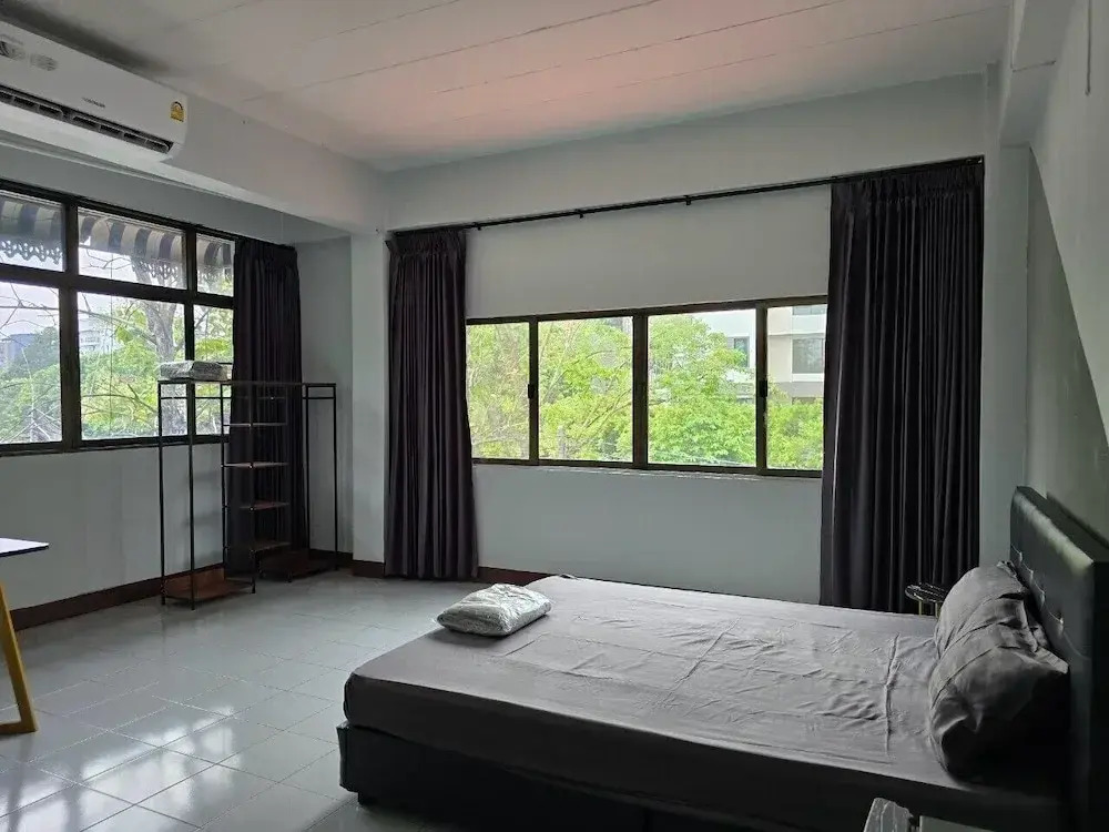 SRINN House, Bangkok