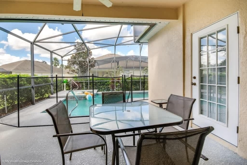 4bd Pool Villa In Calabay Parc Close To Disney Sleeps 8 4 Bedroom Home