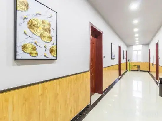 Junyi Chain Hotel (Anxin Hot Spring Garden)