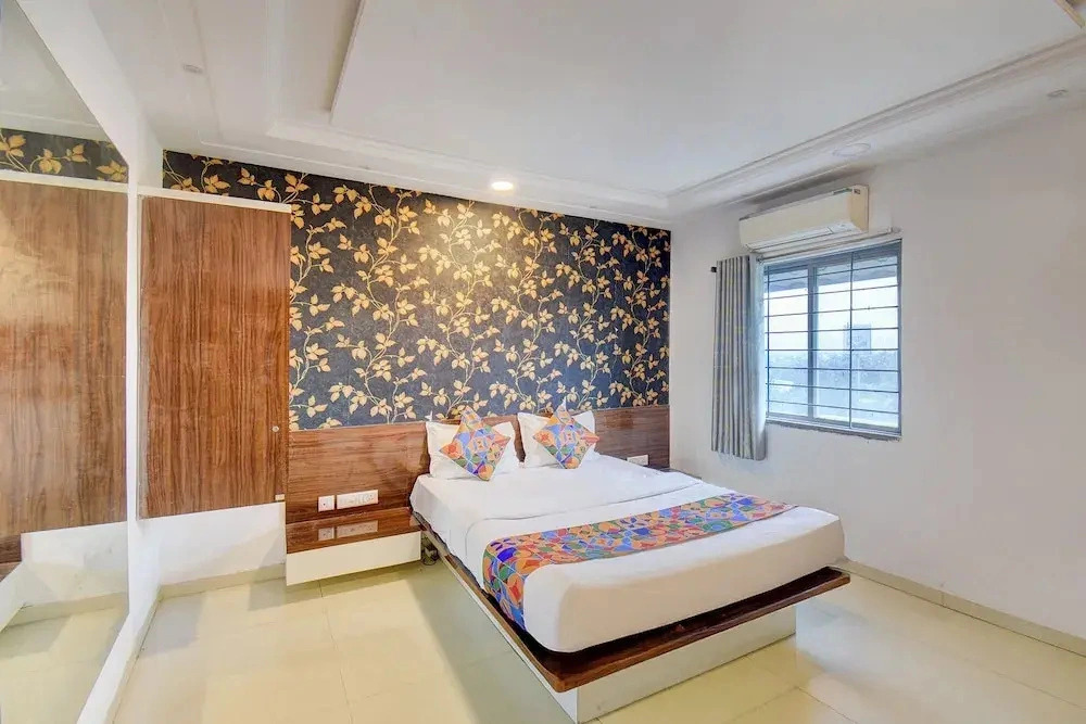 Fabhotel Royal Imperio