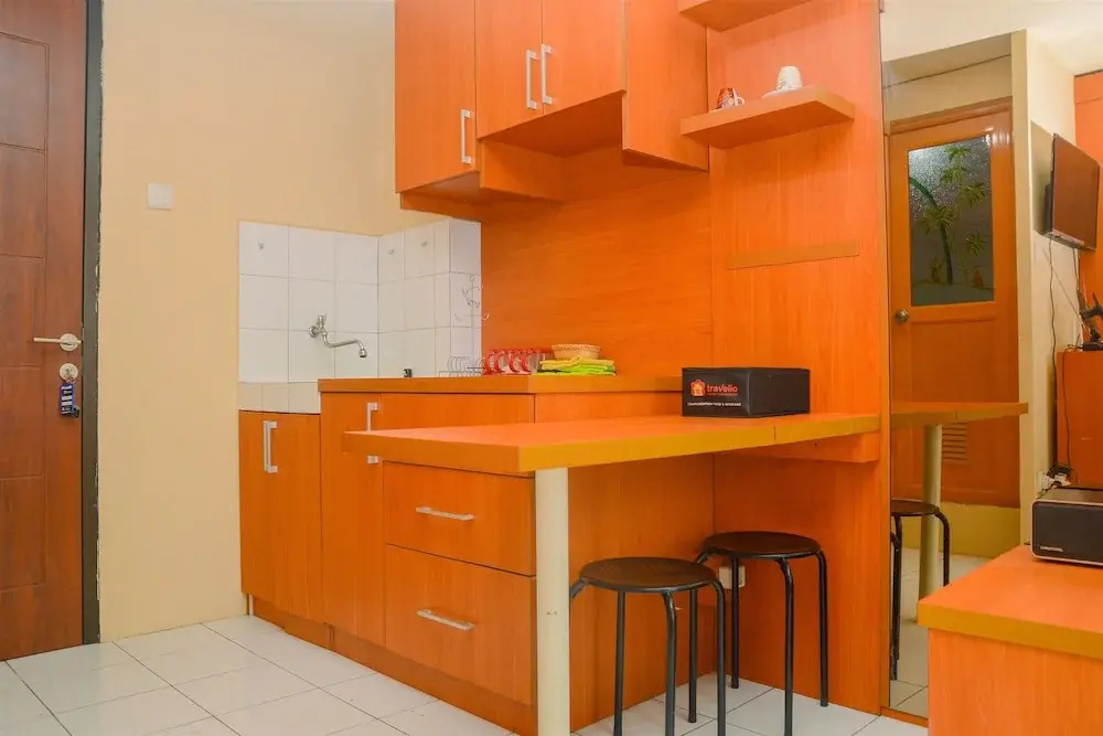 Good And Homey Studio At Kebagusan City Apartment