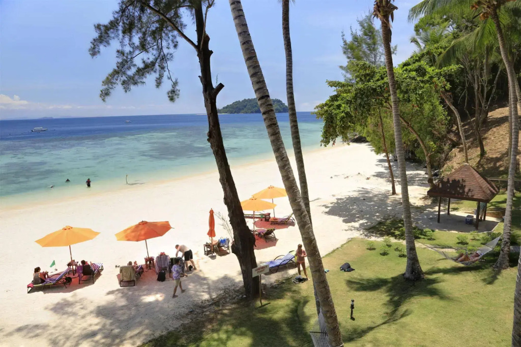 Sutera Sanctuary Lodges at Manukan Island