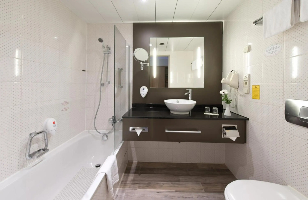 Leonardo Hotel Karlsruhe