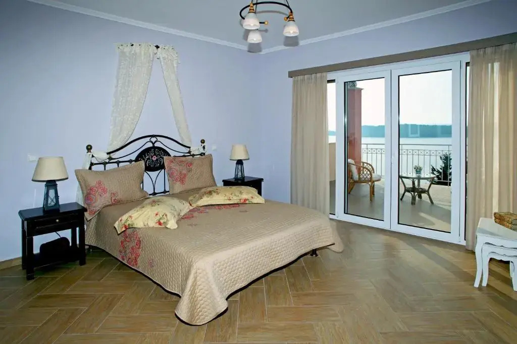 Villa Myrtis