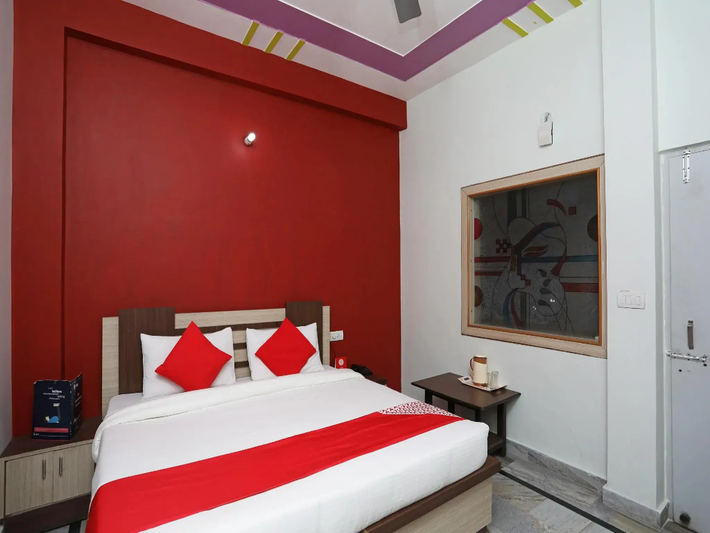 OYO 30598 Hotel Rudra Palace