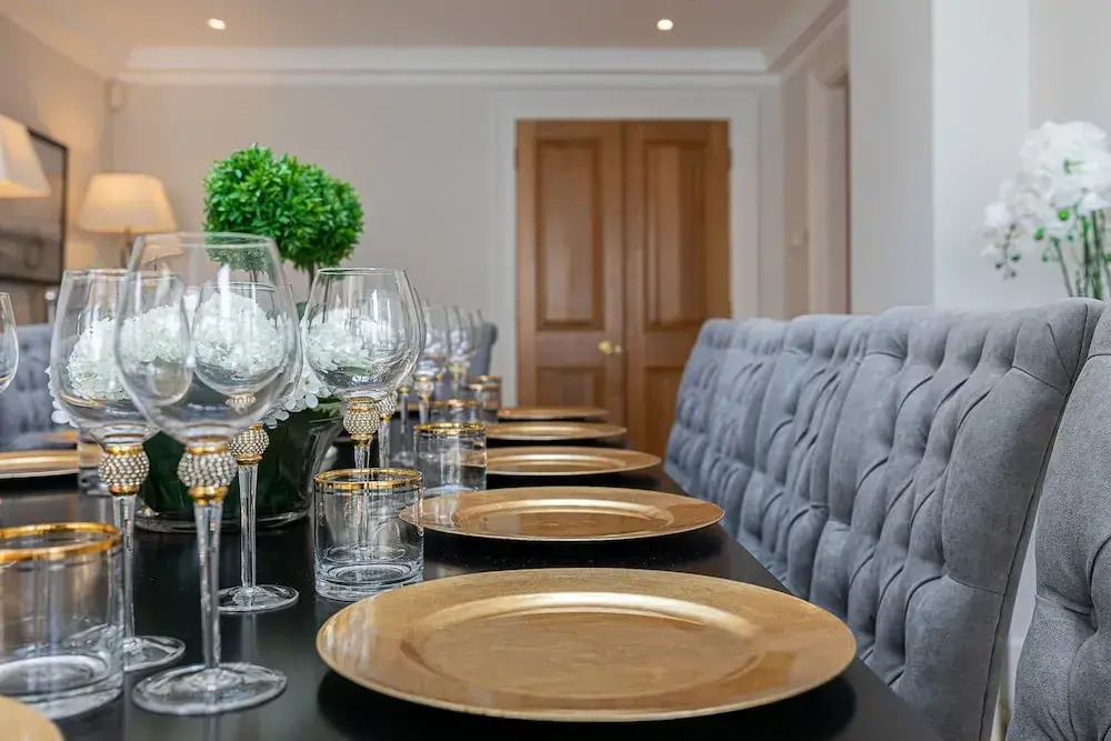 Stunning 6-Bed House Near Harrods in Knightsbridge