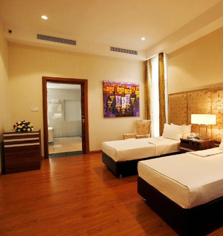Horizon Lake View Resort Hotel