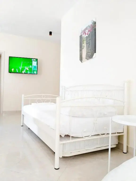 Stellas Villa in Naxos  80sqm Sea View  50m from beach