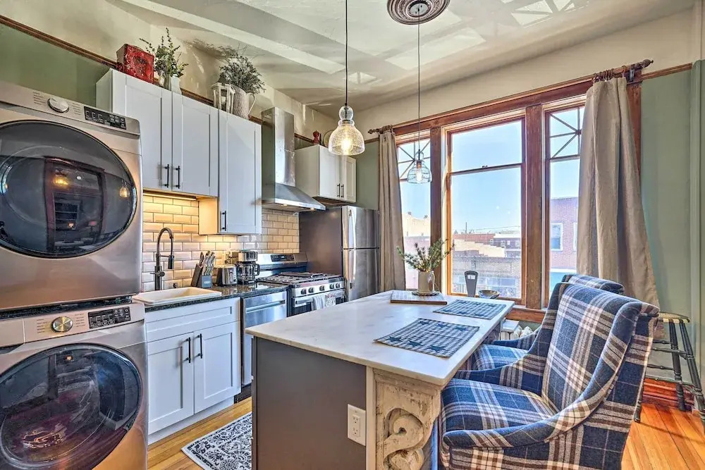 Walk to Shops & Restaurants: Dtwn Laramie Condo!