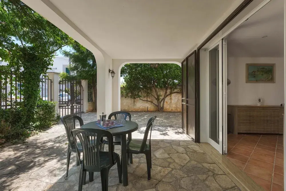 2042 Villa Rossella Blu