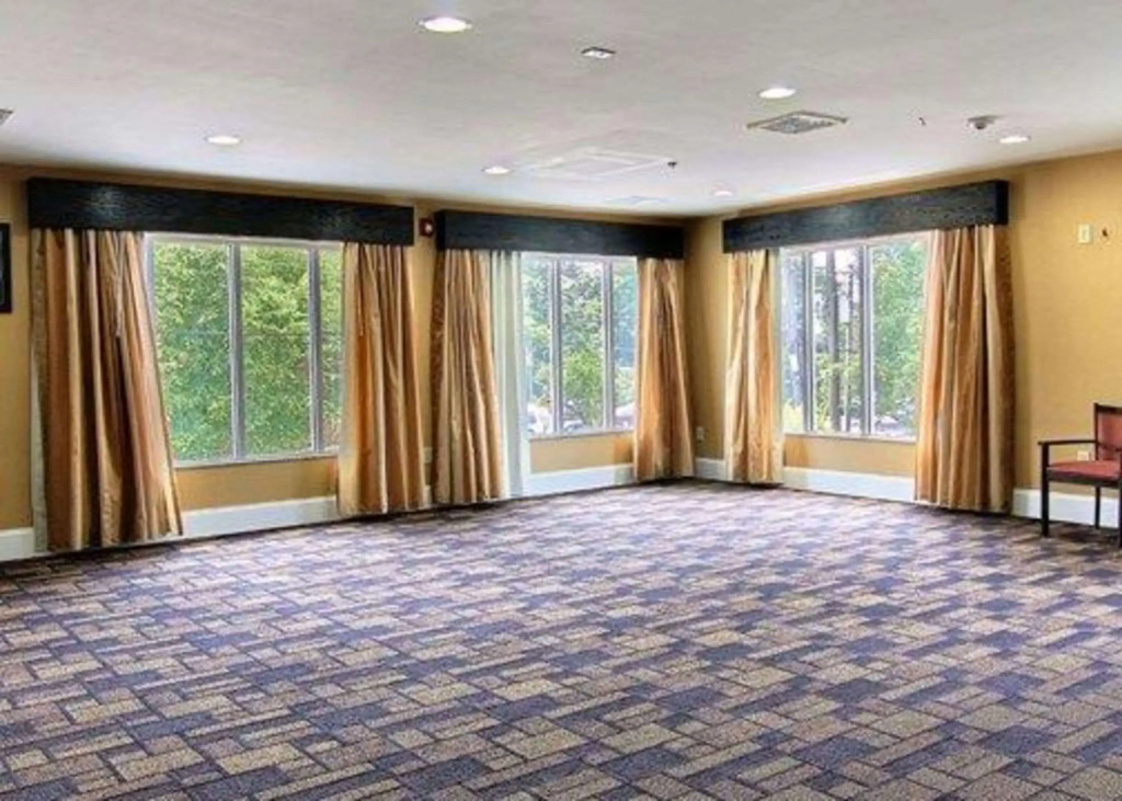 Quality Inn & Suites Greenville - Haywood Mall