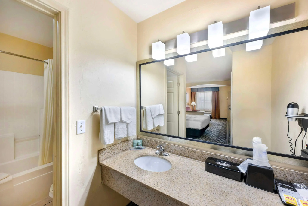 Best Western Snyder Inn