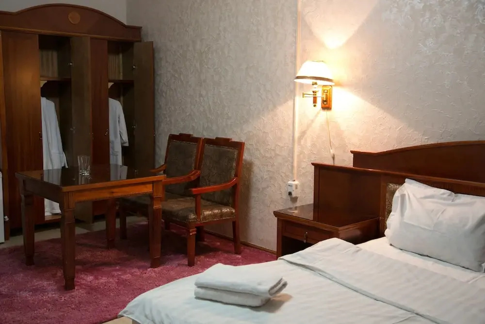 Qazybek Hotel