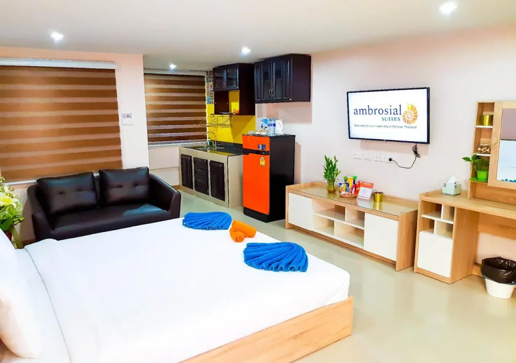Walking Street Residence - Boutique Suites near the Beach & Walking Street
