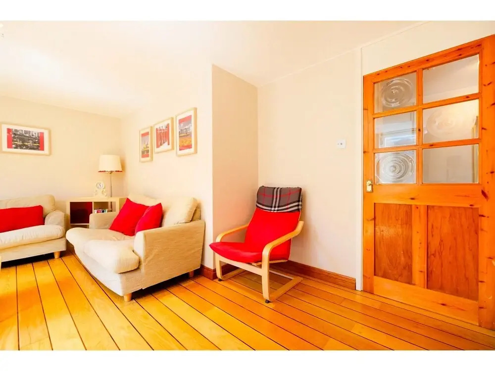 Spacious & Chic Central London Flat for 4