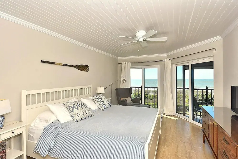 Land's End 403 Building 8 Top Floor/beachfront/totally Updated