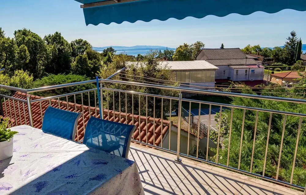 Beautiful Apartment in Matulji With 2 Bedrooms, Wifi and Outdoor Swimming Pool