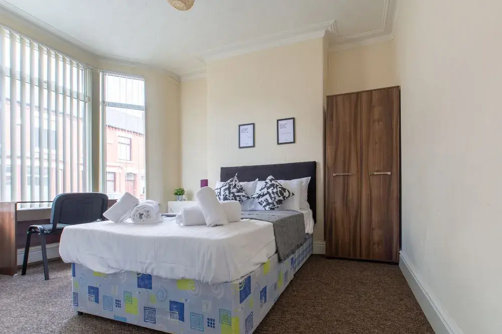 Charming 4-bed, Pet Friendly House in Liverpool