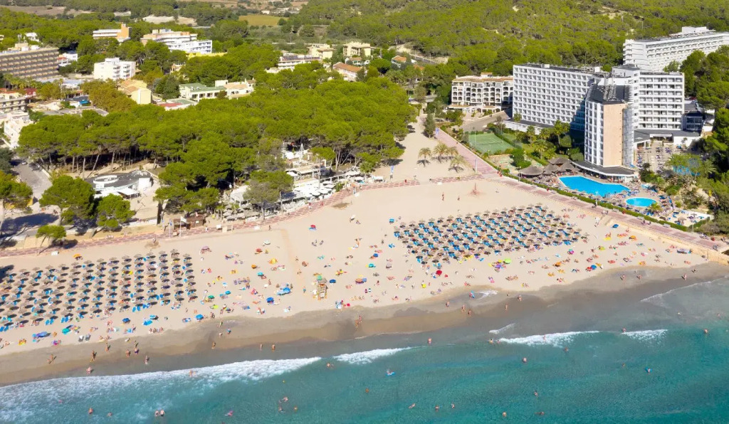 Hotel Vibra Beverly Playa