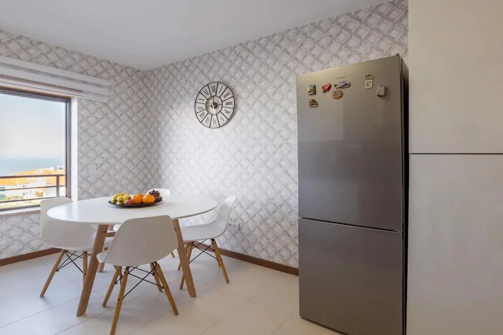 2bedroom-1bathroom-seaview-outdoorpool-petfriendly
