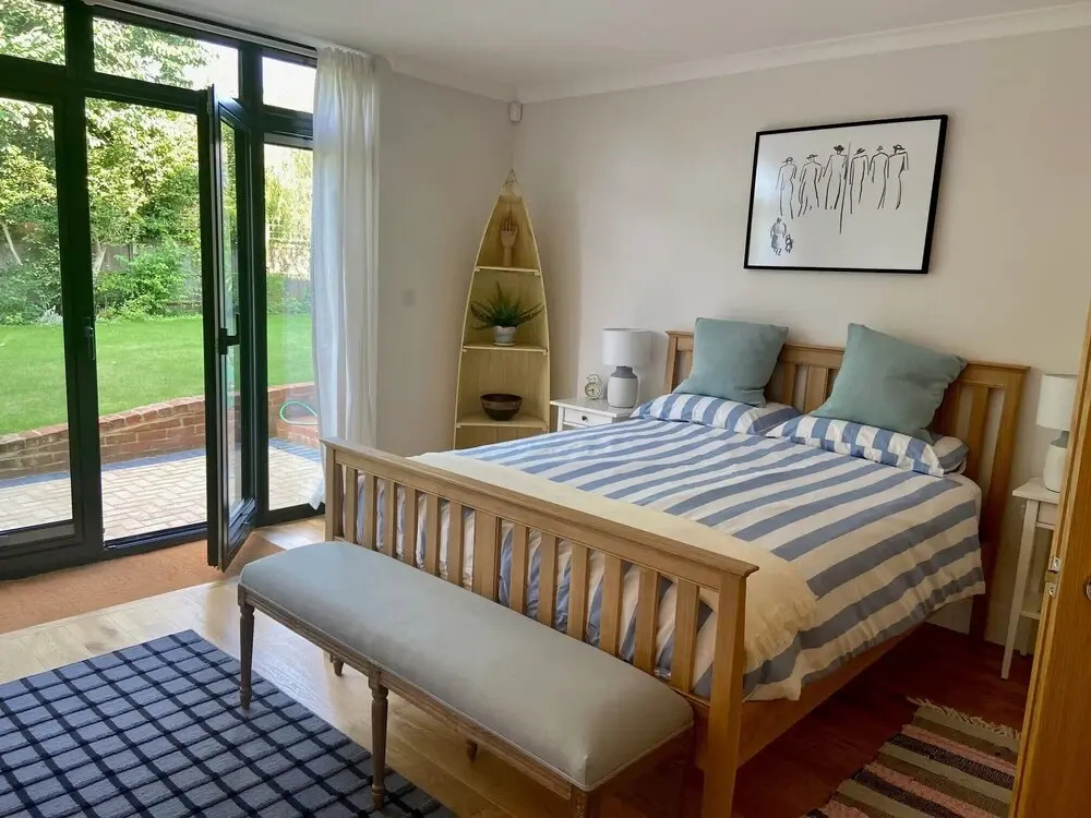 Lovely 1-bed Garden Apartment in London