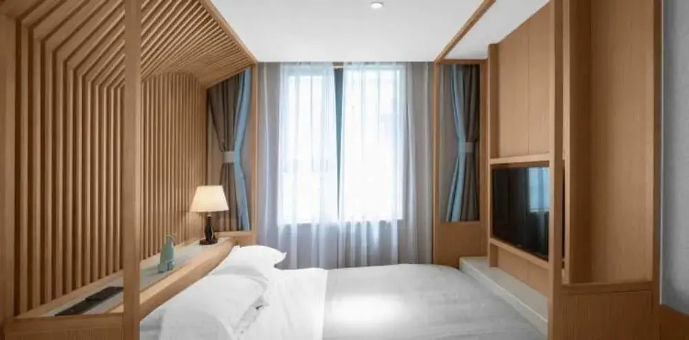GangShe Rooftop View Hotel l (Guilin Two Rivers And Four Lakes Elephant Trunk Hill)