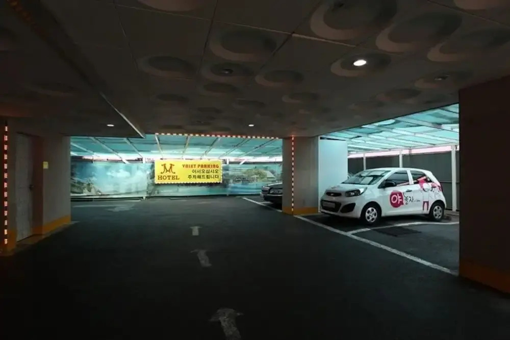 M Hotel