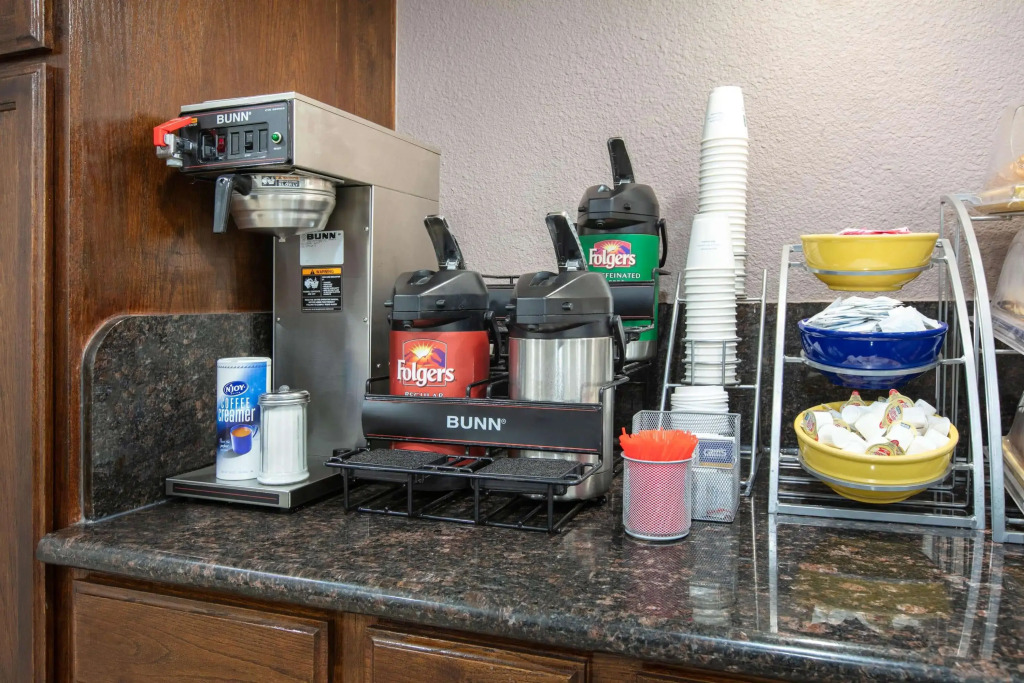 Days Inn by Wyndham Waco Near Downtown University