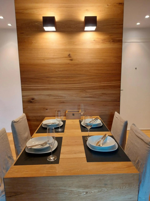 ALPENFLAIR - charming ski-to-door apartment