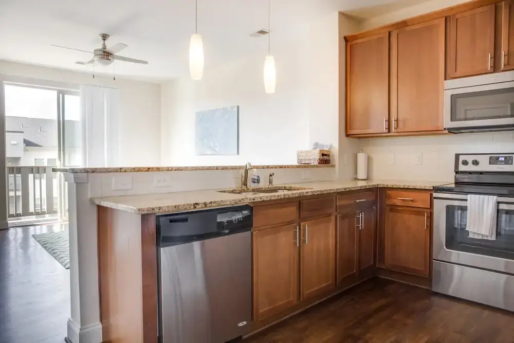 Plaza Midwood 1 and 2 BR Apts with Parking by Frontdesk