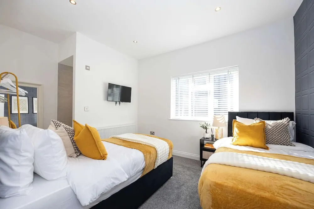 Cosy Apartment in the Heart of Sale