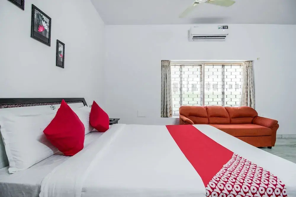 Space Ville by OYO Rooms
