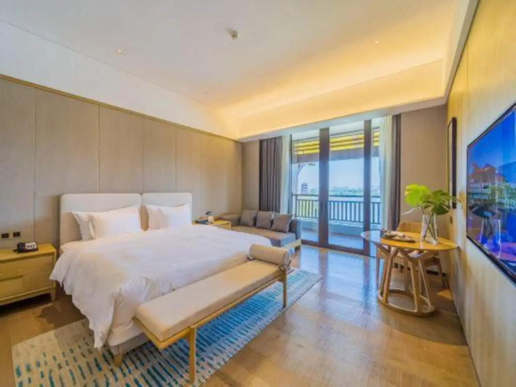 Yulin Jolie Vue Bontique Hotel（Kra Bay and Garden Expo Garden）