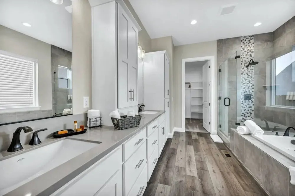 Luxe 1 Level Home