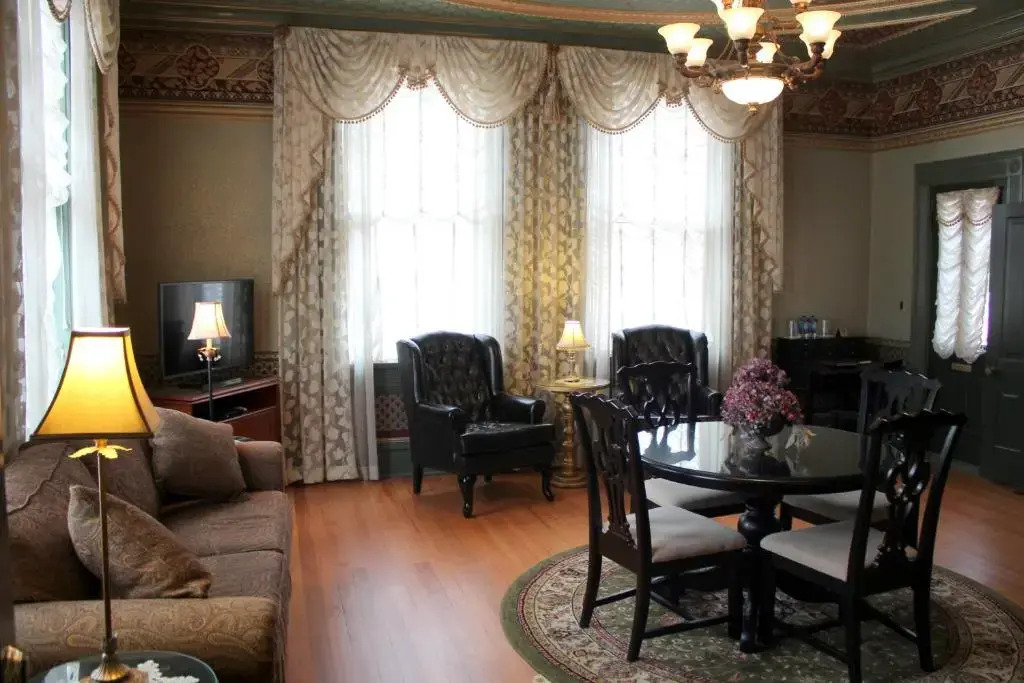 Beaumont Hotel and Spa