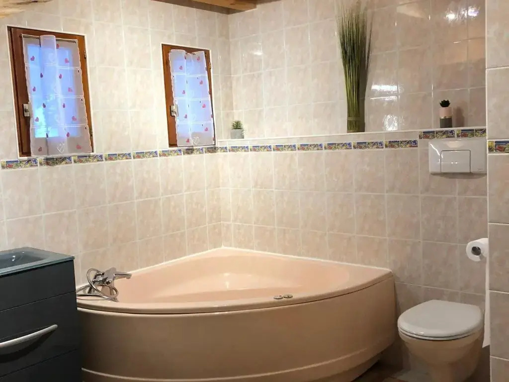 Chalet 5 pièces 10 personnes, 4 étoiles, animal accepté, parking, jardin - FR-1-263-465
